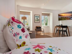 1 Schlafzimmer, Bügeleisen/Bügelbrett, WLAN