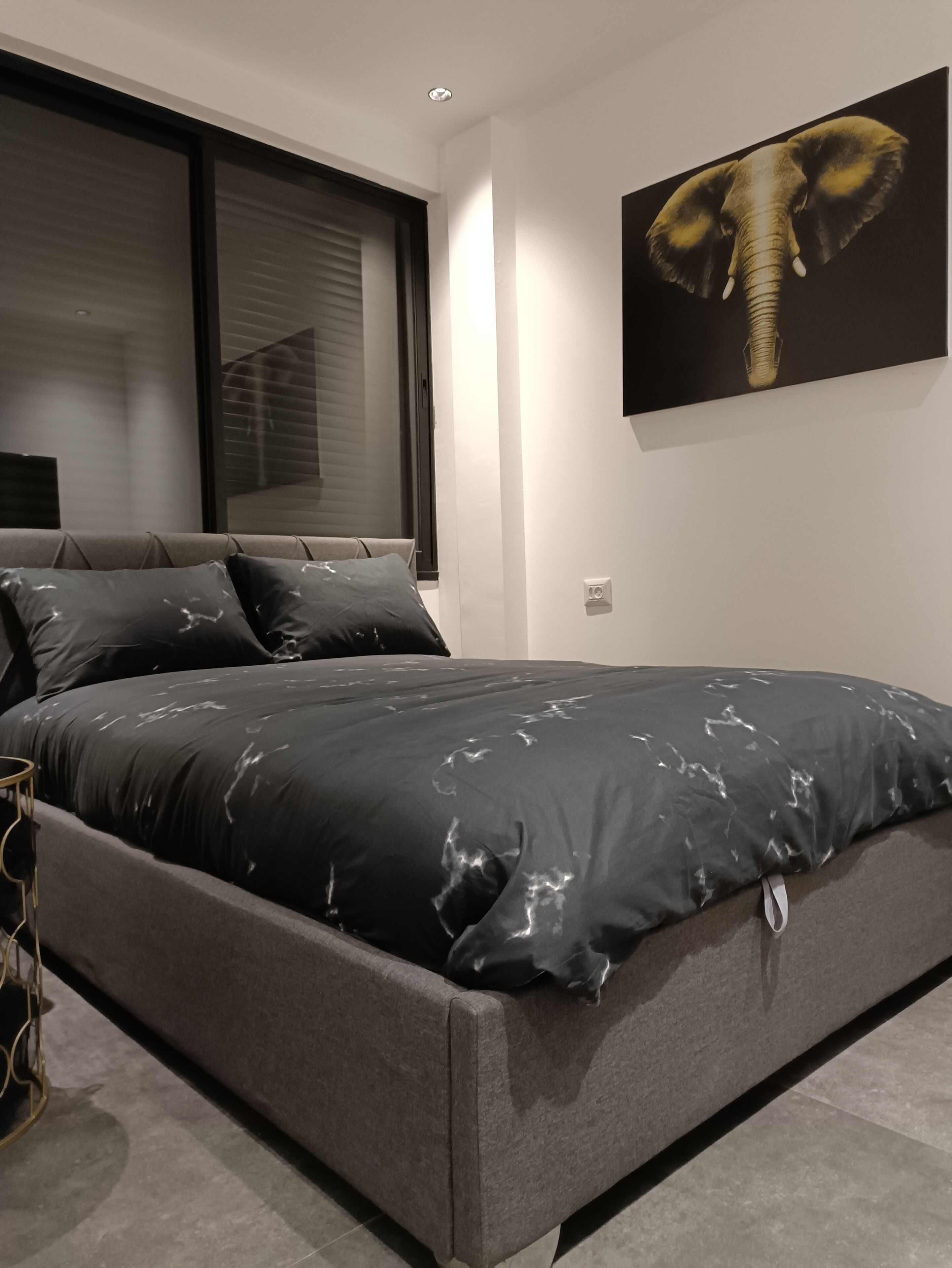 5 bedrooms, iron/ironing board, travel cot, free WiFi