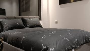 5 bedrooms, iron/ironing board, travel cot, free WiFi