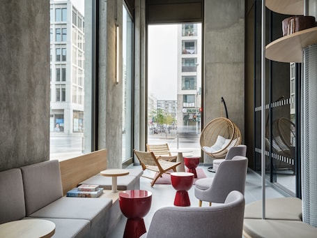 Lobby. URBAN LOFT Berlin