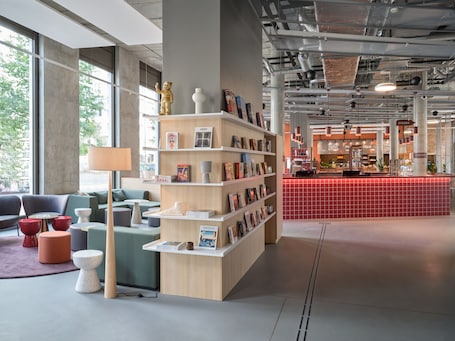 Reception. URBAN LOFT Berlin