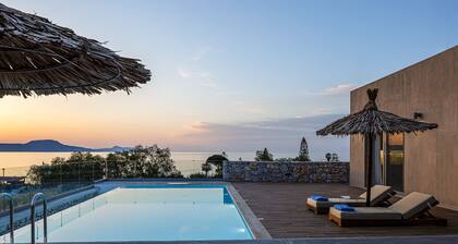 Sea View Sunset Villa Walk to Beach by etouri