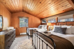 4 habitaciones, tabla de planchar con plancha, wifi y ropa de cama 