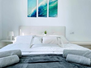 1 slaapkamer, een strijkplank/strijkijzer, reisbedje, gratis wifi