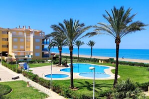A heated pool - Apartament Marina Azul by DENIA COSTA (Dénia)