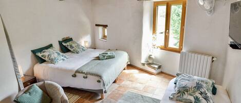 1 chambre, Wi-Fi, draps fournis