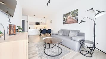 Apartamento (38) | Zona de estar | Televisión de plasma de 30 pulgadas con canales digitales