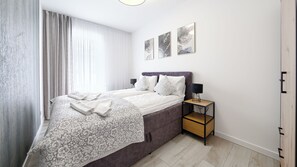 Apartment (38)