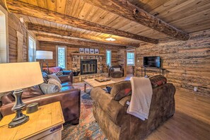 TV, fireplace, video games, DVD player