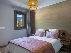 2 間睡房、免費 Wi-Fi、床單