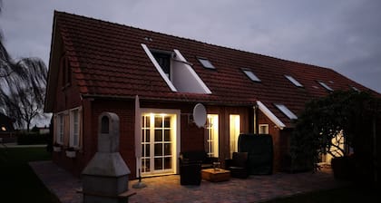 Ferienhaus Erdgeschoss: Huus an't Koornfeld, Nähe Norden/Norddeich, Ostfriesland