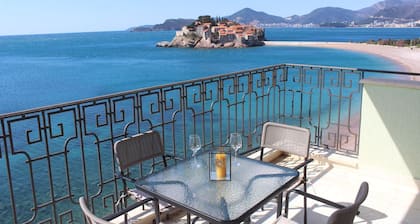 Sveti Stefan Beach Apartment