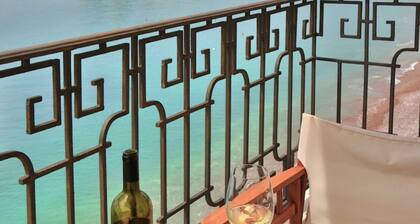 Sveti Stefan Beach Apartment