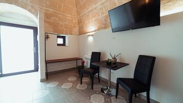 32-inch LED TV with digital channels, TV