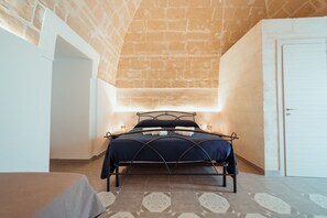 Free WiFi, bed sheets - Villino Tortorelli con parcheggio (Matera)