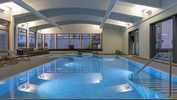 Sisäuima-allas, lämmitetty uima-allas