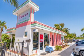 Exterior - 116 Pool Kitchen Beach Self Checkin Free Parking (Clearwater)