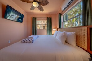 1 bedroom, desk, iron/ironing board, WiFi