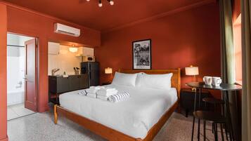 1 chambre, bureau, fer et planche Ă repasser, Wi-Fi