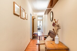 Interior - GuestHost - Comfortable 70 sqm apartment that can accommodate up to 2 people located on the first floor of a building without a lift. The accommodation is located in the Santa Croce district, known for the homonymous basilica which houses Giotto's fresco (Firenze)