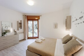 1 sovrum, strykjÀrn/strykbrÀda, wi-fi och sÀngklÀder
