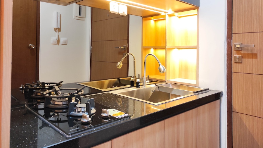 Comfy Studio At Vida View Makassar Apartment