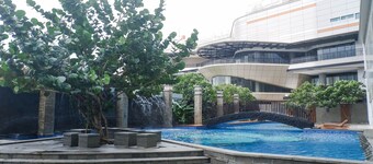 Serene Exclusive Modern Studio Apartment At Grand Sungkono Lagoon