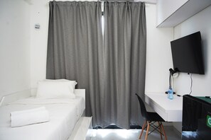 Interior - Nice And Restful Studio Sky House Bsd Apartment (Pagedangan)