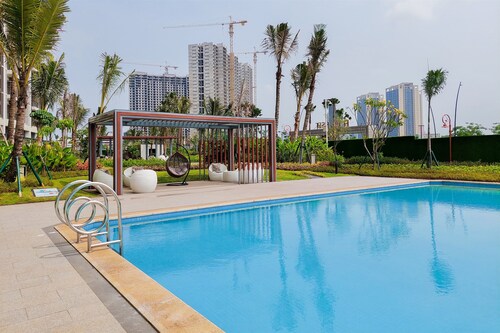 Nice And Restful Studio Sky House Bsd Apartment