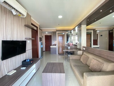 Spacious And Modern 2Br At Gateway Pasteur Apartment