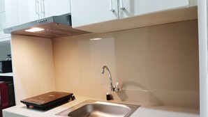 Room | Dapur peribadi | Peti sejuk, dapur, alat memasak/pinggan mangkuk/perkakas dapur 