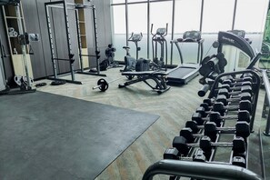 Fitness facility - Spacious And Homey 3Br At Hillcrest House Apartment (Curug)