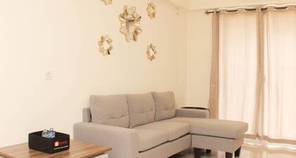 Warm And Cozy Living 3Br At Meikarta Apartment