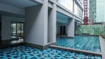 Kolam renang terbuka
