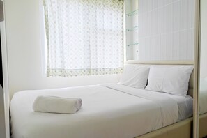 Room | 2 bedrooms, free WiFi, bed sheets - Cozy Stay And Homey 2Br Vida View Apartment (Makassar)