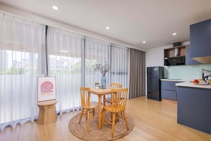 Studio Superior | In-room dining - Lagom Apartment & Hotel (Da Nang)