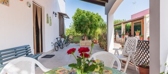 Villa 'Chiara Oasi di Vendicari' with garden, 2 terraces and air conditioning CIR: 19089013C207445