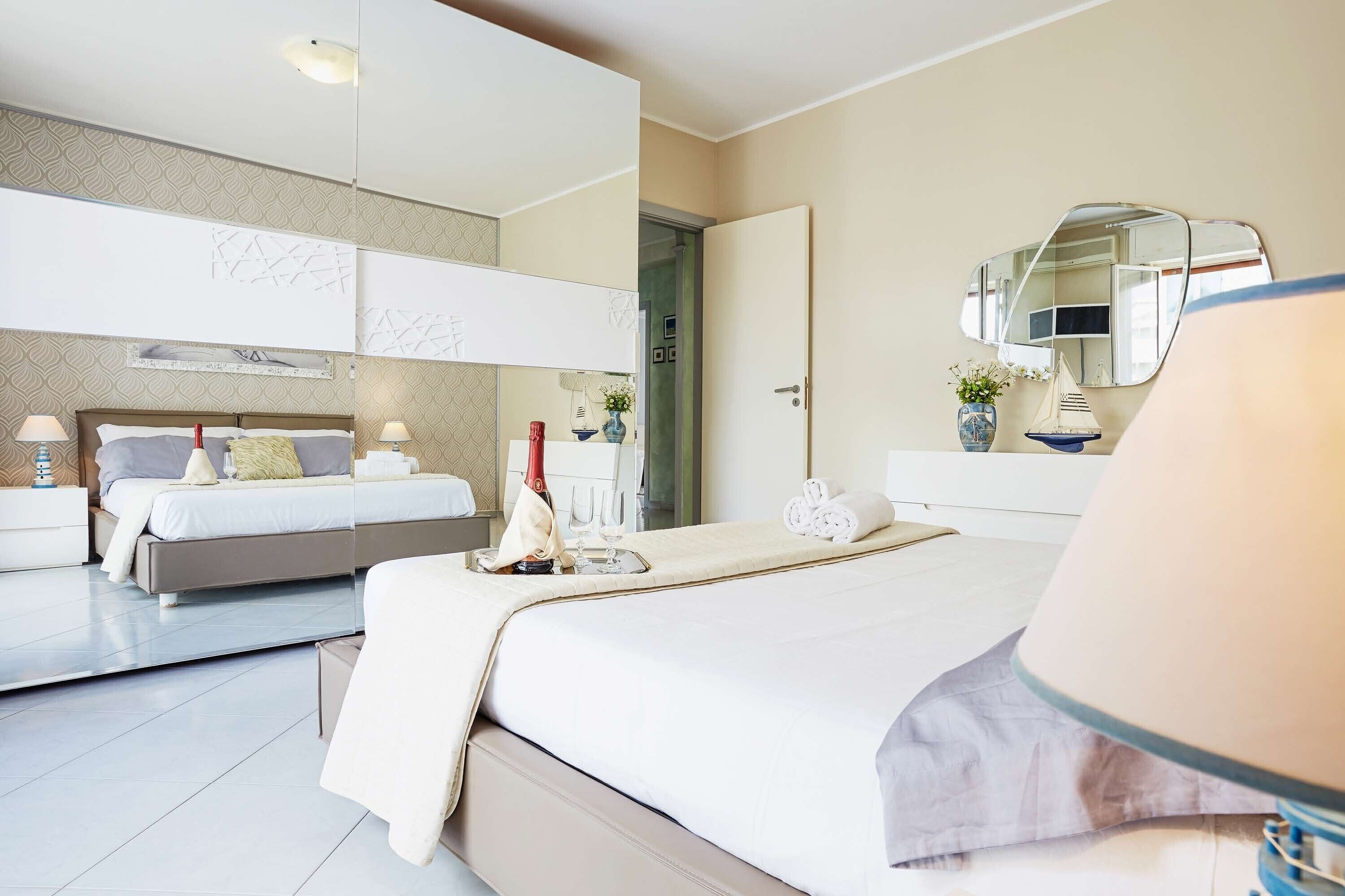 3 chambres, fer et planche à repasser, Wi-Fi gratuit, draps fournis