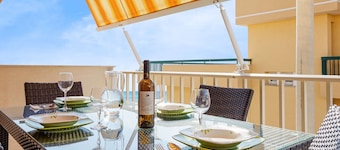 Apartment "Pegaso House" with Sea View, Wi-Fi & Terrace