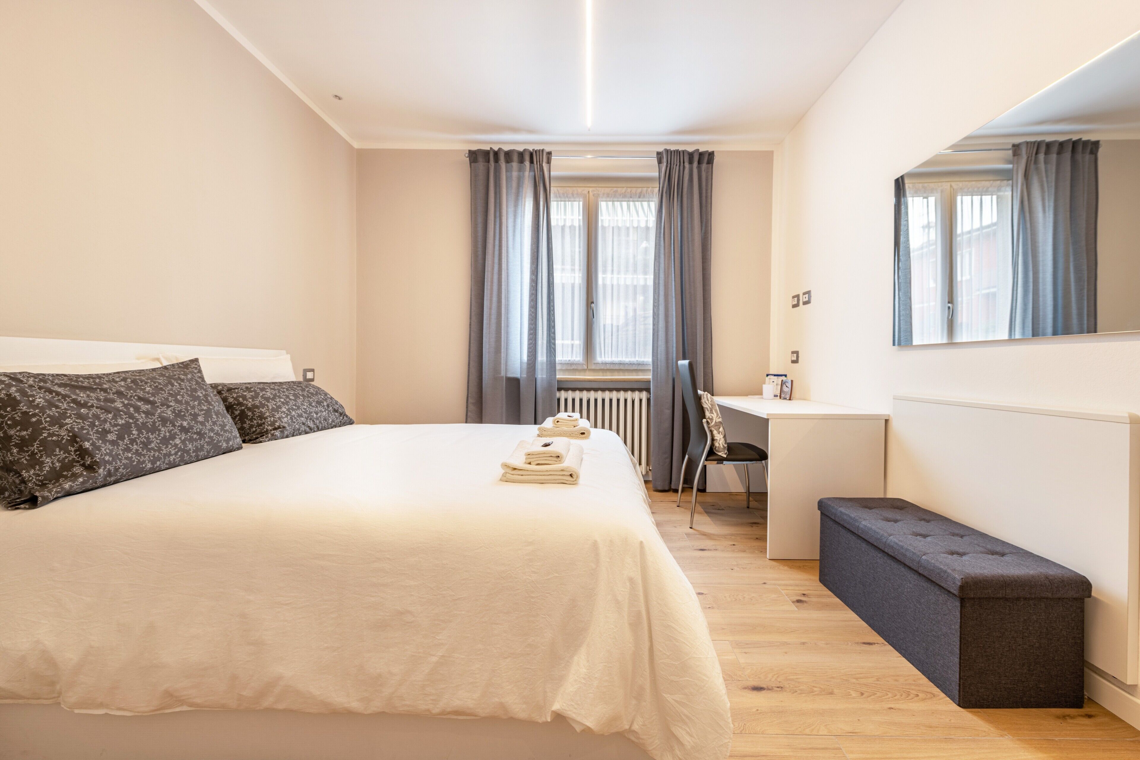 2 chambres, fer et planche à repasser, Wi-Fi gratuit, draps fournis