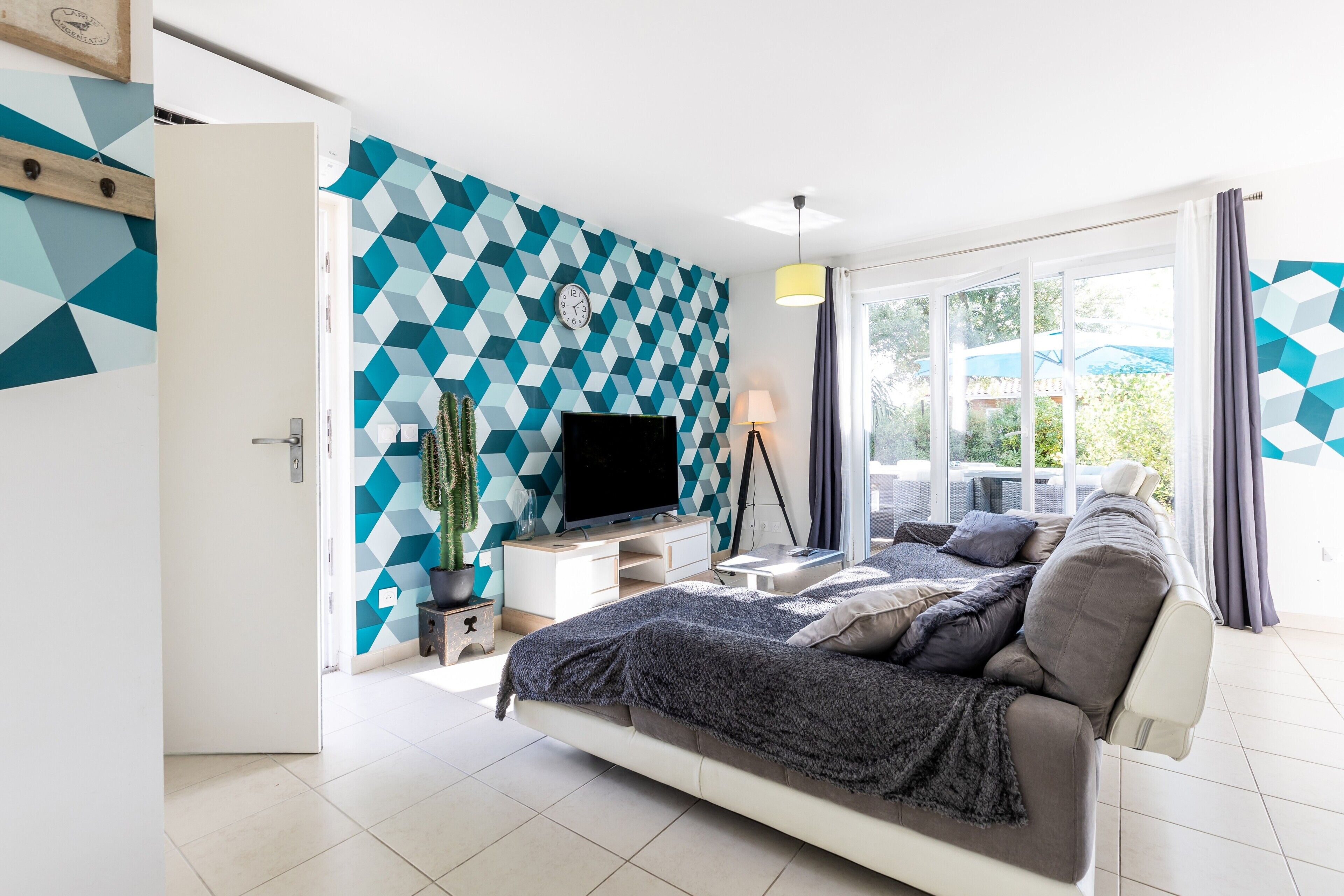 3 chambres, fer et planche à repasser, Wi-Fi gratuit