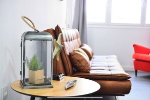 TV - Vacation Home 'Alina' close to the Beach with Wi-Fi (Las Palmas de Gran Canaria)