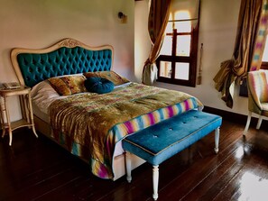 Kannettavalle tietokoneelle sopiva työtila, ilmainen Wi-Fi