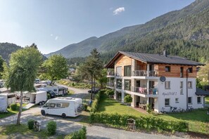 Alpine Apartment 4+2 - EuroParcs Hermagor  Nassfeld (Hermagor-Pressegger See)