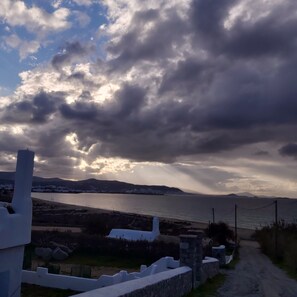 Beach - Cosy studio,  few minutes away from Chora, airport, prokopis beach, Laguna surf, (Naxos)