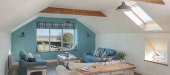 Self-catering accommodation in a beautiful location overlooking Holy Island on the Northumberland co