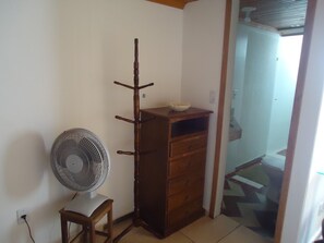 Estudio estándar, cocina básica, vistas a la ciudad | Wifi gratis