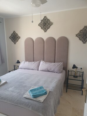 1 dormitorio, caja fuerte, tabla de planchar con plancha y wifi gratis