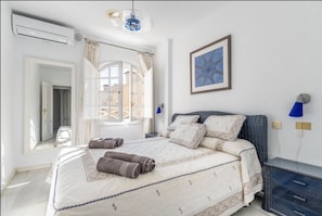 2 chambres, fer et planche Ă repasser, Wi-Fi gratuit, draps fournis