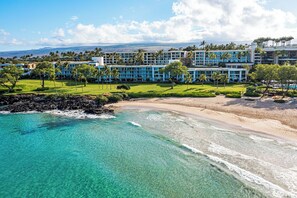 Beach towels - Expansive Mauna Kea Resort Home, 3 private bdrms and massive kids suite! (Kamuela)